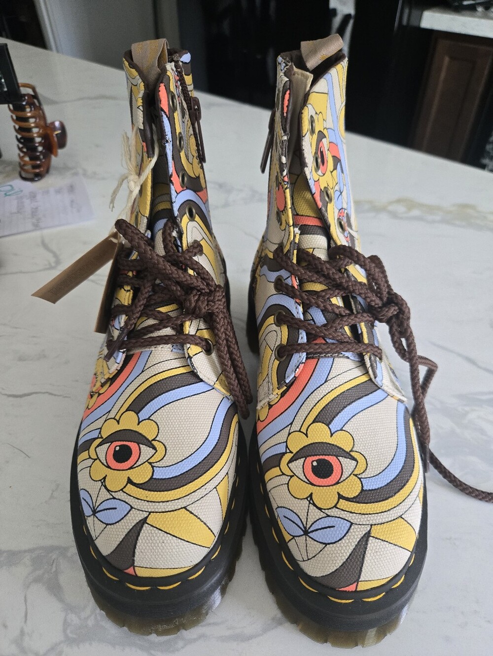 NWT!! Dr Martens Jadon RETRO RAY VEGAN Platform Boots. Size 8. JUST MAKE OFFER! - Picture 2 of 10